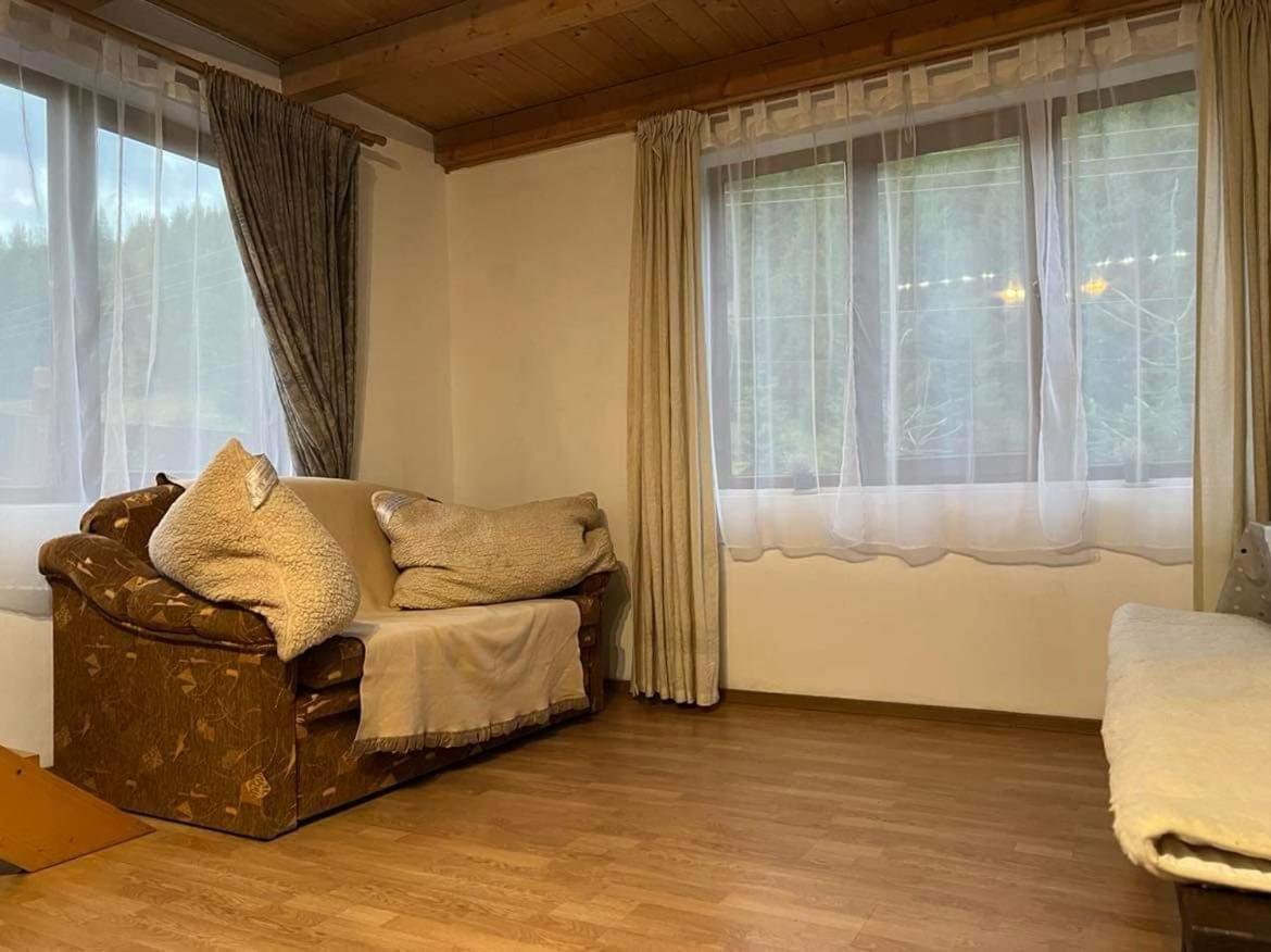 Villa Csillag Kulcsoshaz à Gheorgheni  Extérieur photo