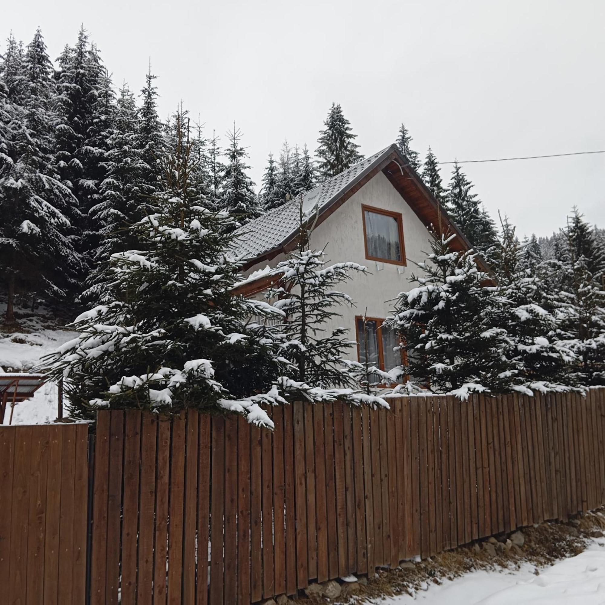 Villa Csillag Kulcsoshaz à Gheorgheni  Chambre photo